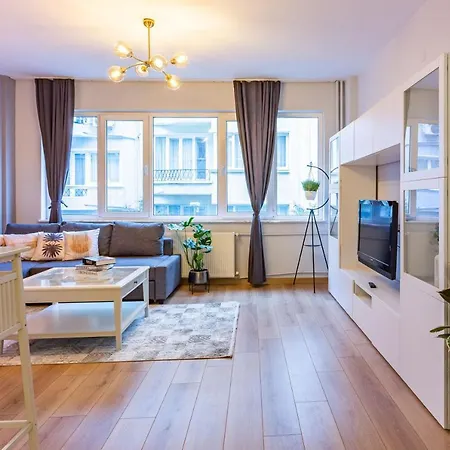 Central Flat Near Top Attractions In Nisantasi アパート *